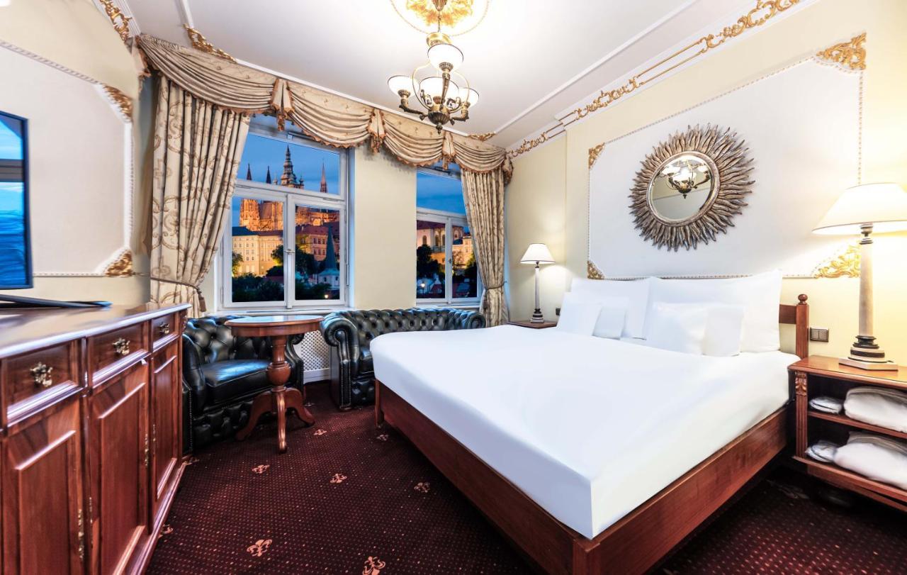 Hotel General Old Town Прага Екстер'єр фото