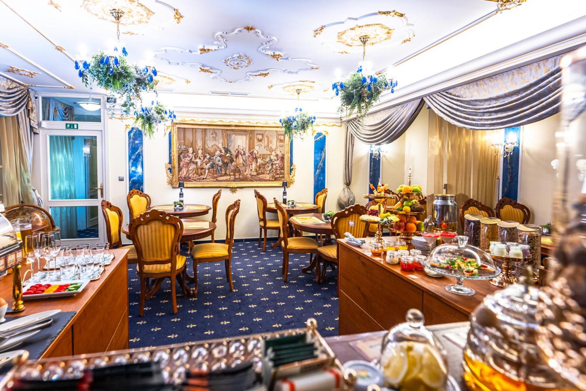 Hotel General Old Town Прага Екстер'єр фото